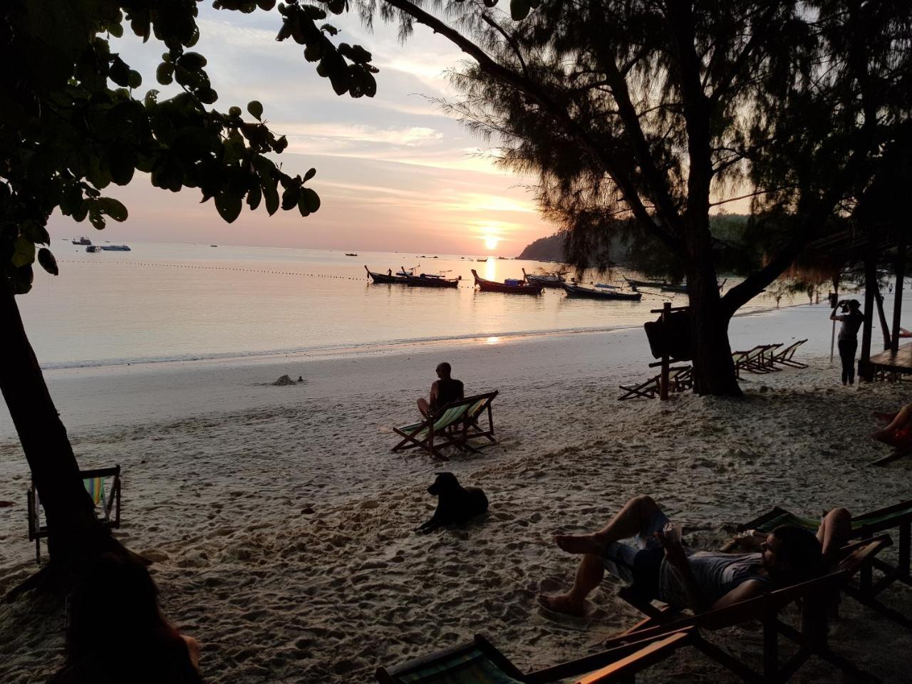Green View Beach Resort Koh Lipe Bagian luar foto